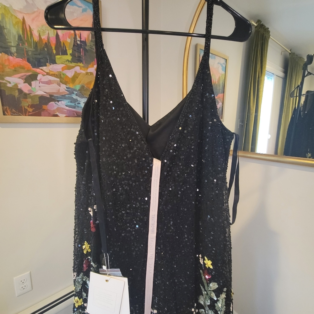 NWT MAC DUGGAL Floral Embellished Spaghetti Strap Gown Black Size 14 - Picture 5 of 12